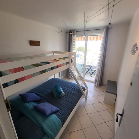 T3 Sur La Plage Vue Feerique Mer,Wifi, Parking Inclus , Clim La Ciotat Eksteriør billede