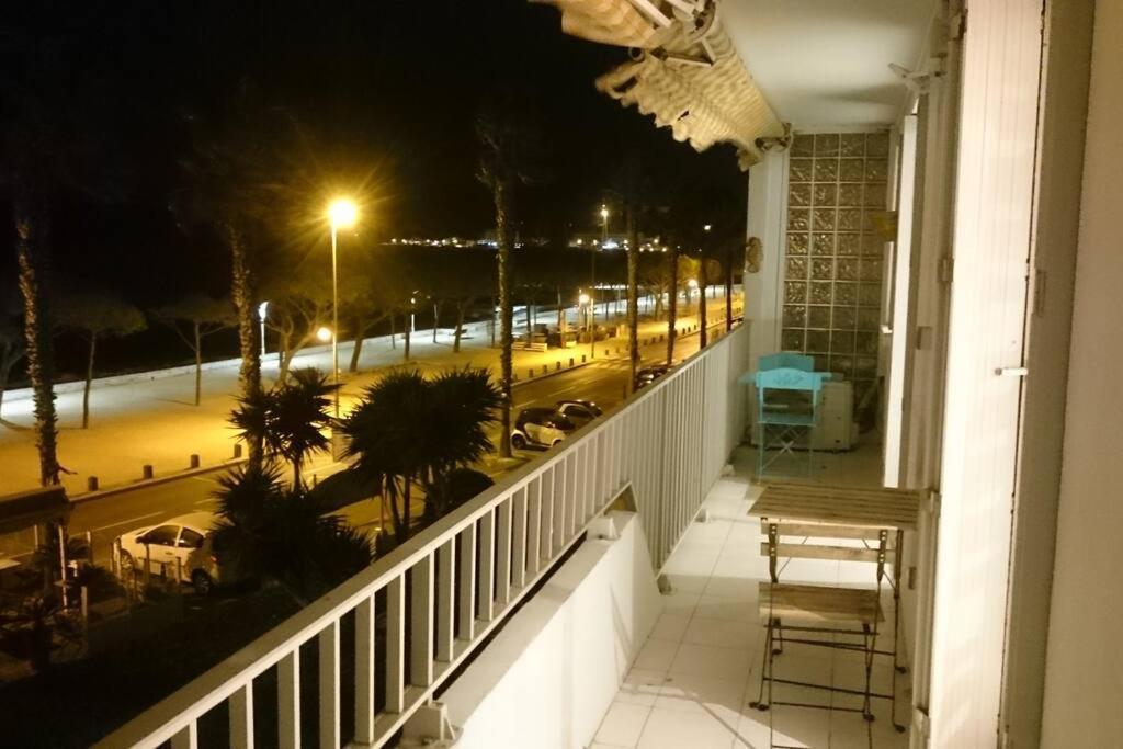 T3 Sur La Plage Vue Feerique Mer,Wifi, Parking Inclus , Clim La Ciotat Eksteriør billede