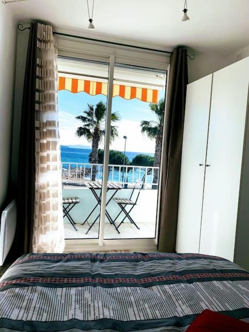 T3 Sur La Plage Vue Feerique Mer,Wifi, Parking Inclus , Clim La Ciotat Eksteriør billede