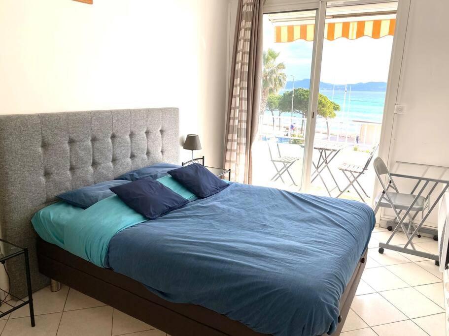 T3 Sur La Plage Vue Feerique Mer,Wifi, Parking Inclus , Clim La Ciotat Eksteriør billede
